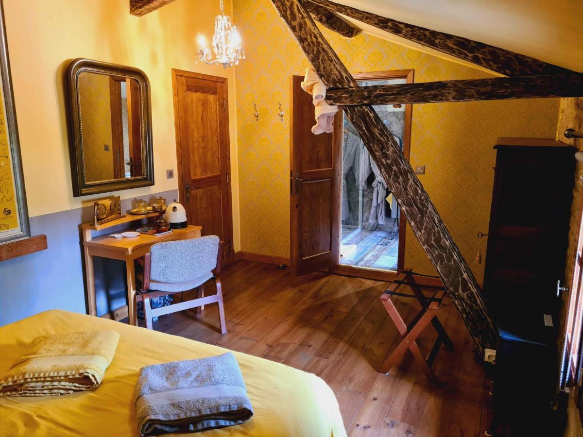 Ferme De Tayac - Charme Avec Pool Ξενοδοχείο Les Eyzies Εξωτερικό φωτογραφία